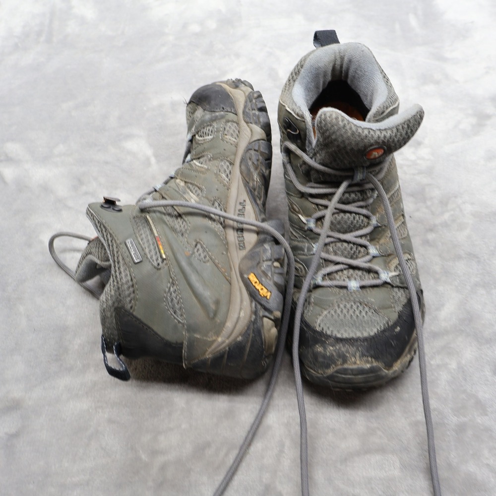 Merrell Women 8 Hiking Boots Grey Periwinkle Moab Mid Goretex Leather Waterproof